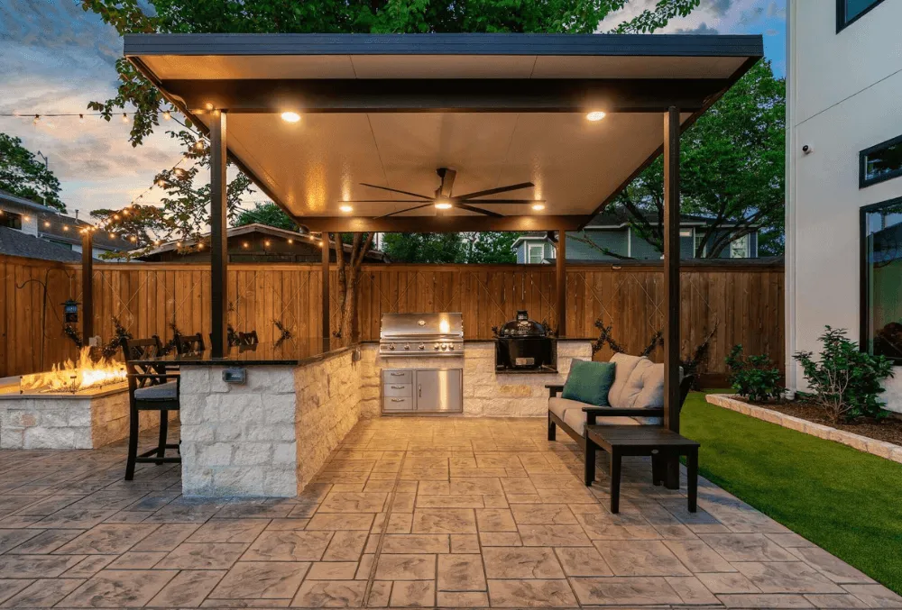 outdoor patio with garden