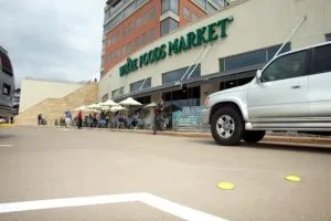 commercial concrete driveway